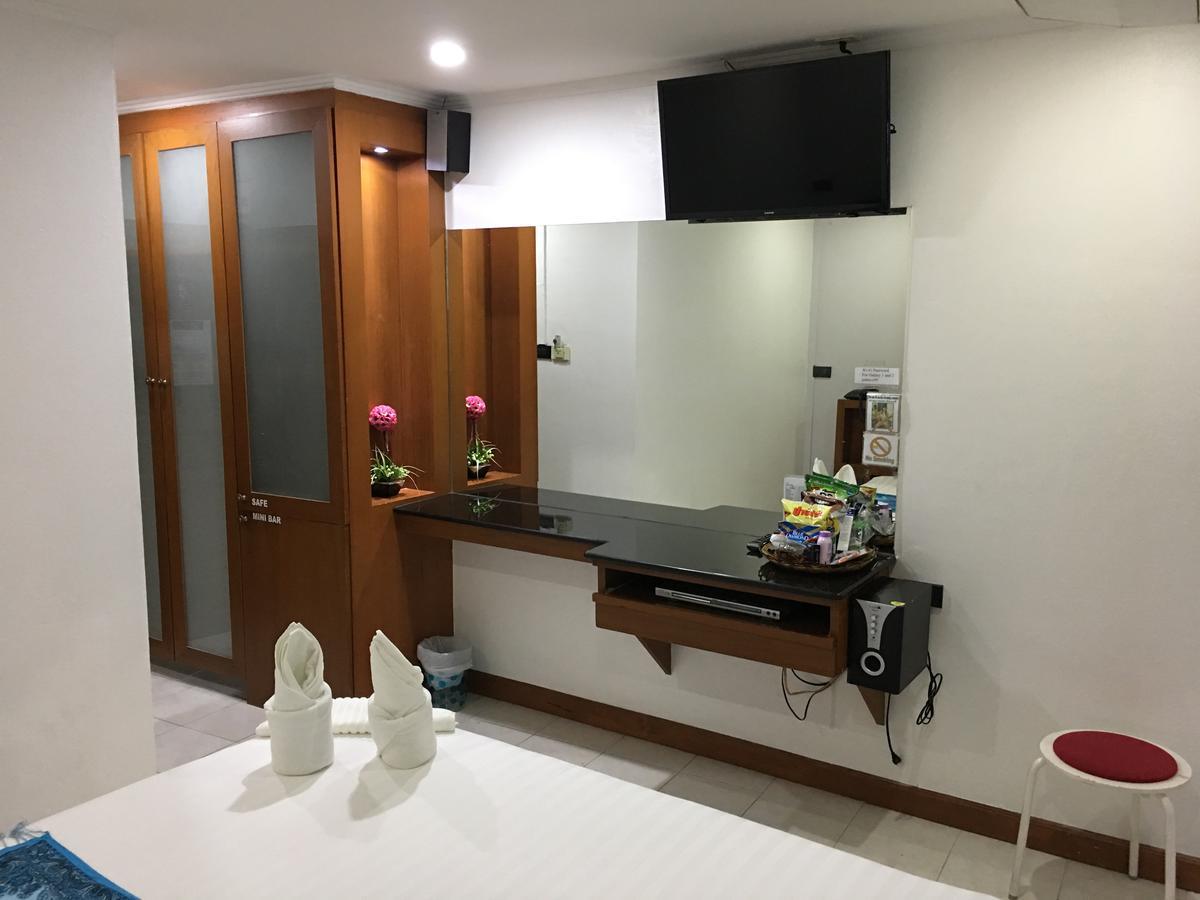 Galaxy Suites Патая Екстериор снимка